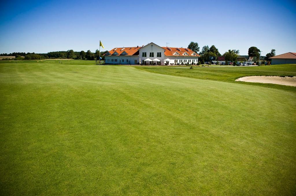 Golf Hotel Lisia Polana Pomocnia Экстерьер фото
